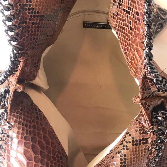 1. Left! Snakeskin Print Vegan Leather Bag - Picture 7 of 8